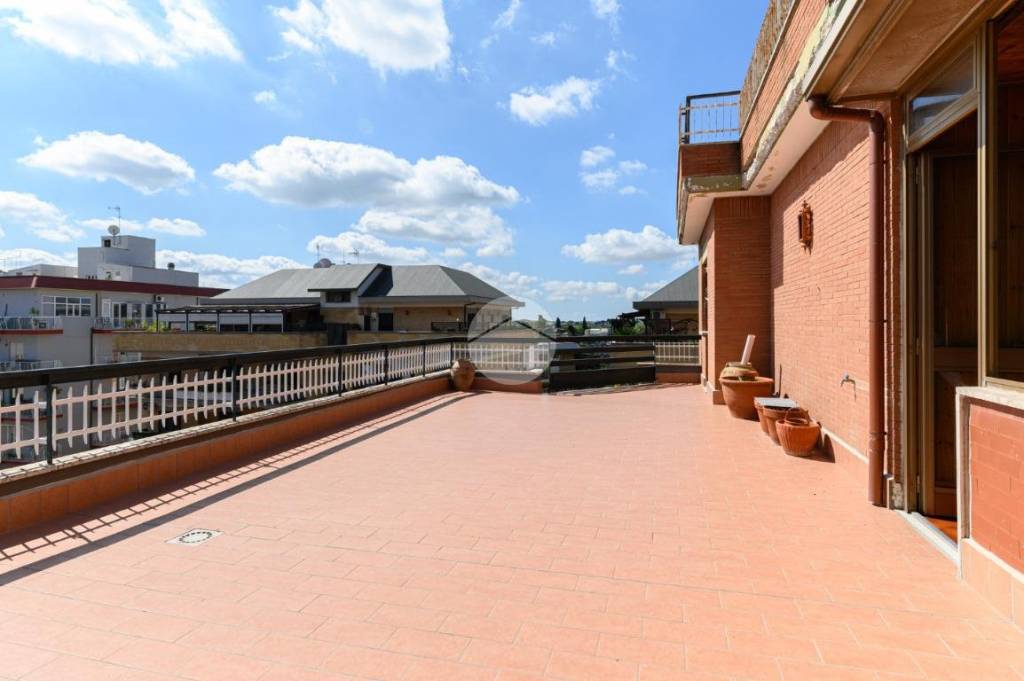 appartamento in vendita a Roma in zona Portuense