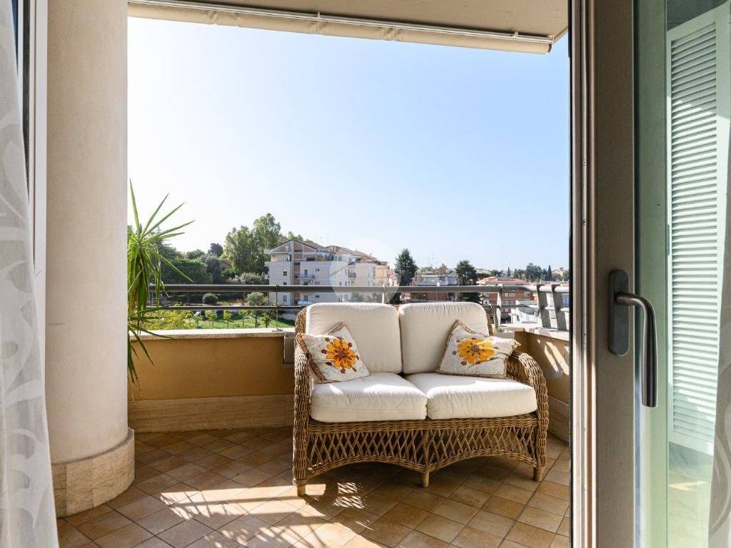 appartamento in vendita a Roma in zona Gianicolense