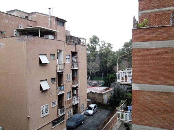 appartamento in vendita a Roma in zona Prenestino-Centocelle
