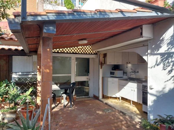 appartamento in vendita a Roma in zona Castel Fusano