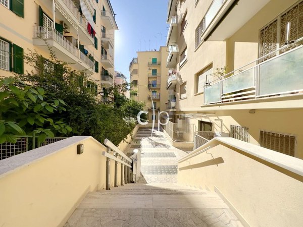 appartamento in vendita a Roma in zona Gianicolense