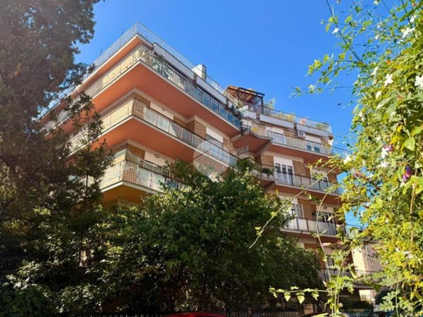 appartamento in vendita a Roma in zona Monte Sacro/Talenti