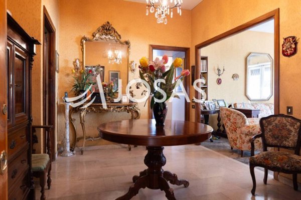 appartamento in vendita a Roma in zona Tor di Quinto