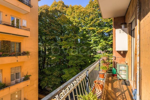 appartamento in vendita a Roma in zona Ostiense