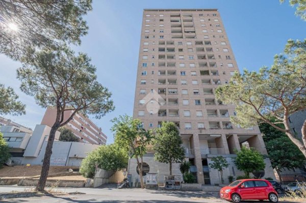appartamento in vendita a Roma in zona EUR