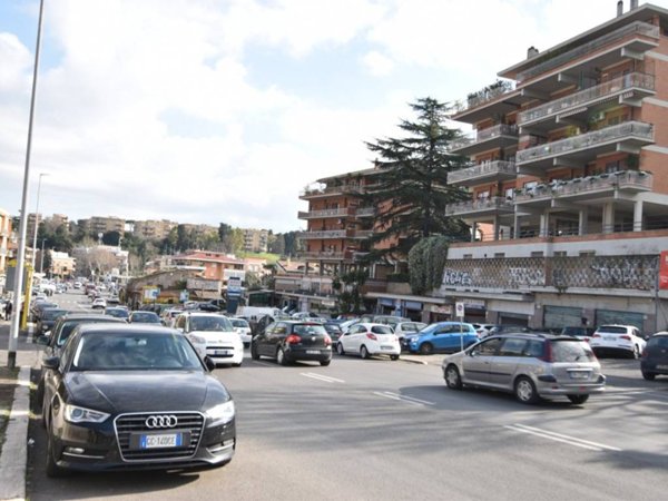 negozio in vendita a Roma in zona Gianicolense