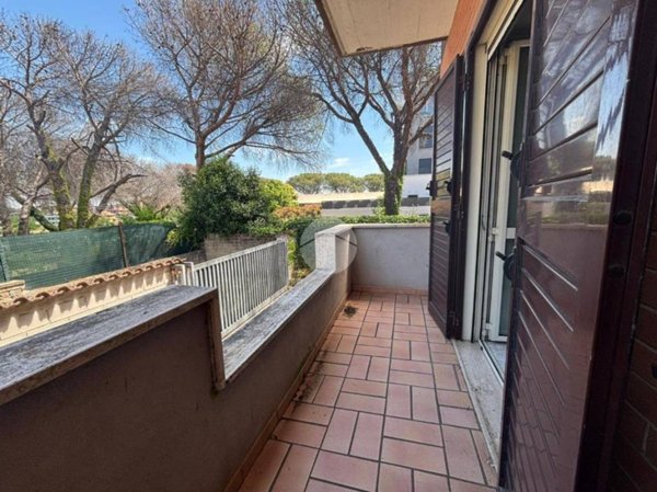 appartamento in vendita a Roma in zona Massimina/Casal Lumbroso