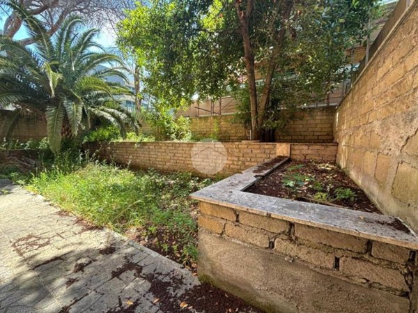 appartamento in vendita a Roma in zona Massimina/Casal Lumbroso