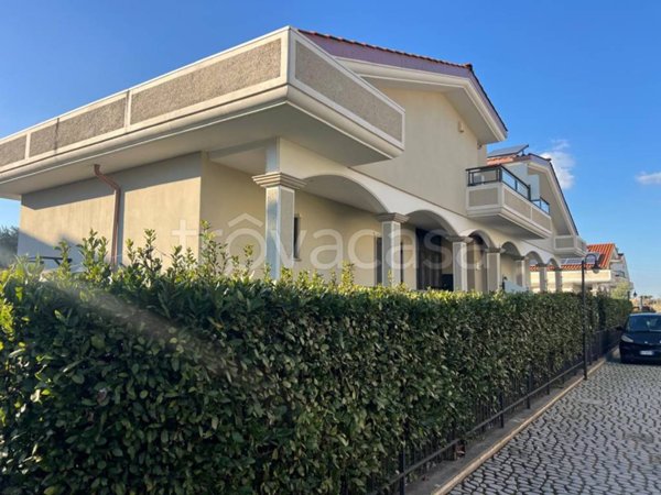 casa indipendente in vendita a Roma in zona Primavalle