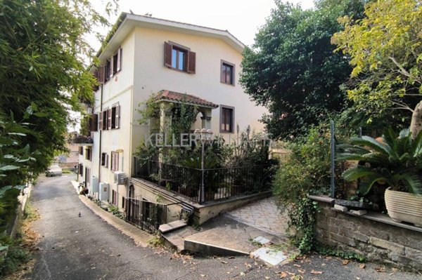 appartamento in vendita a Roma in zona Rione Prati