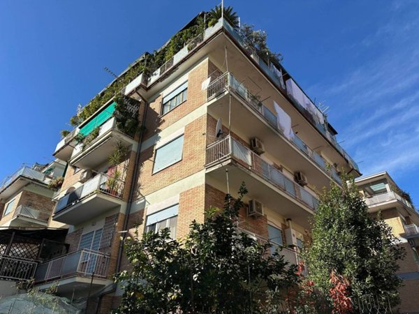 appartamento in vendita a Roma in zona Primavalle