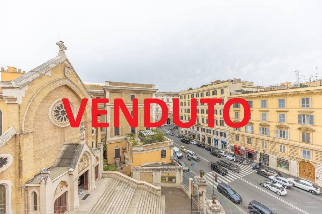 appartamento in vendita a Roma in zona Esquilino