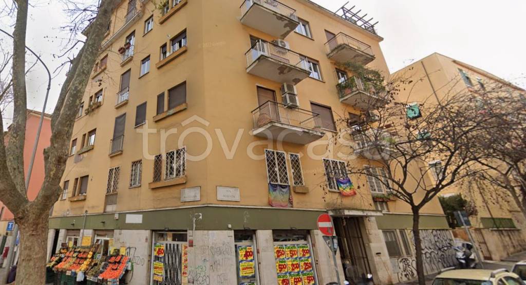 appartamento in vendita a Roma in zona Appio Latino
