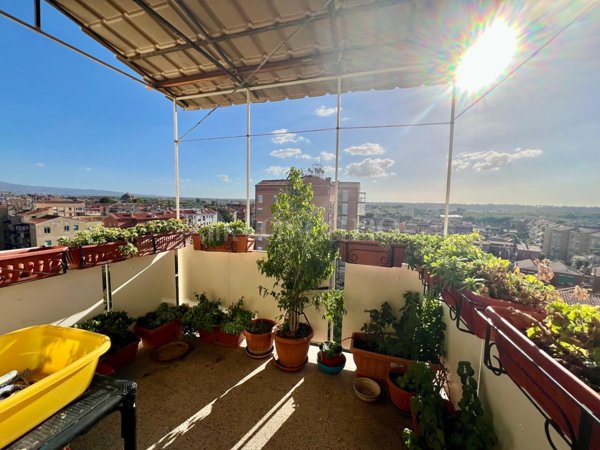 appartamento in vendita a Roma in zona Appio Claudio