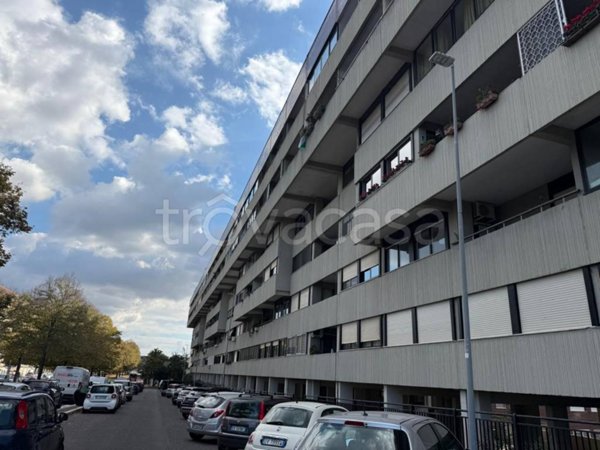 locale commerciale in vendita a Roma in zona Ardeatino