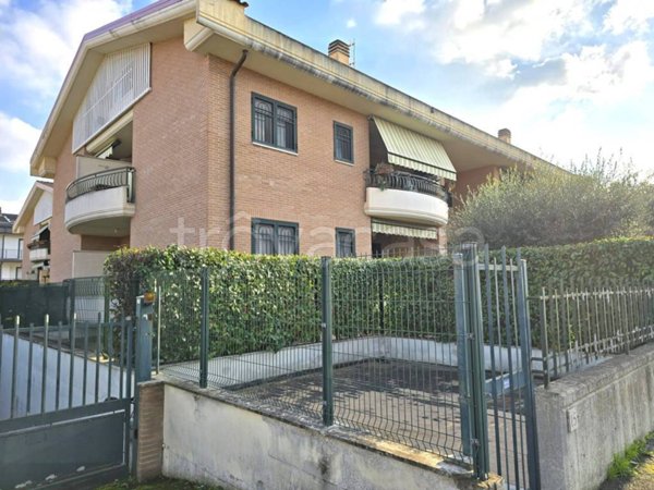 appartamento in vendita a Roma in zona Tor Vergata/Torrenova