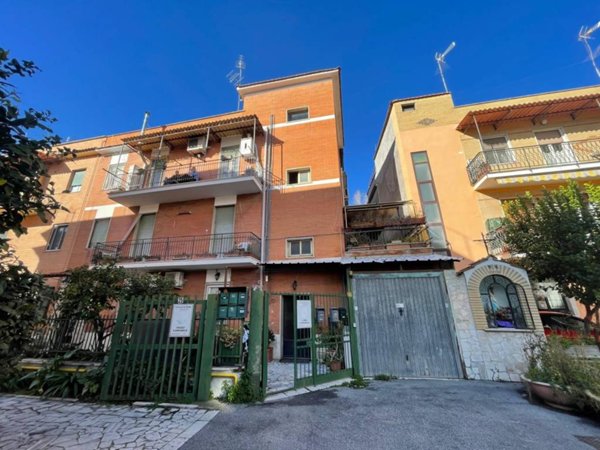 appartamento in vendita a Roma in zona Fidene