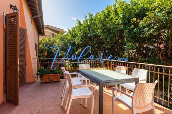 casa indipendente in vendita a Roma in zona Portuense