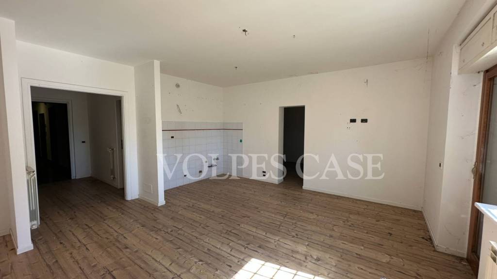 appartamento in vendita a Roma in zona Prima Porta