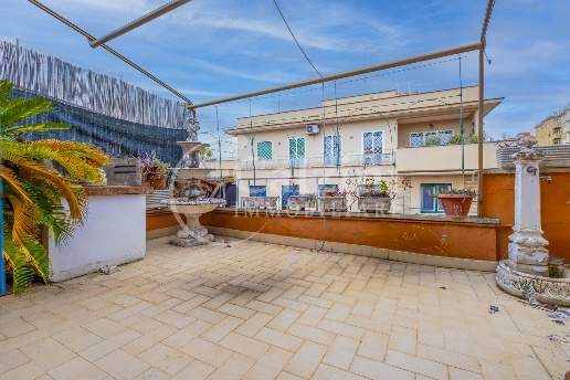 appartamento in vendita a Roma in zona Nomentano