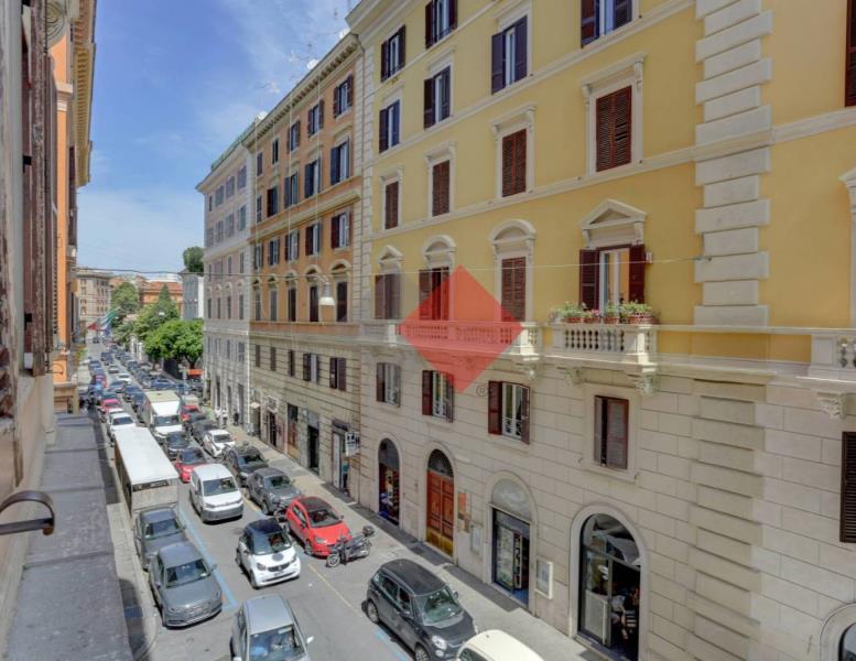 appartamento in vendita a Roma in zona Ludovisi/Sallustiano