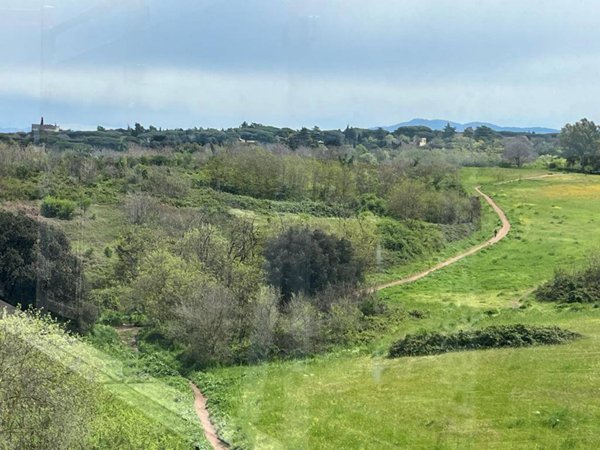 appartamento in vendita a Roma in zona Ardeatino