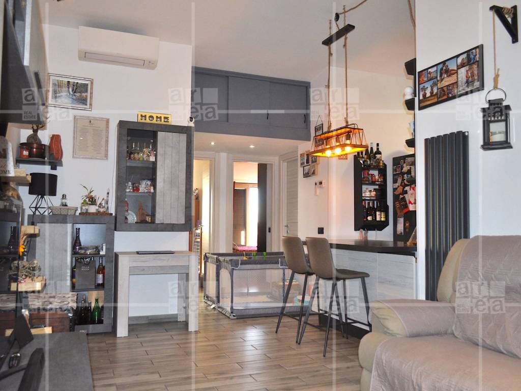 appartamento in vendita a Roma in zona Ostia