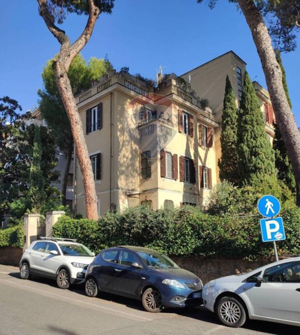 appartamento in vendita a Roma in zona Monte Sacro/Talenti