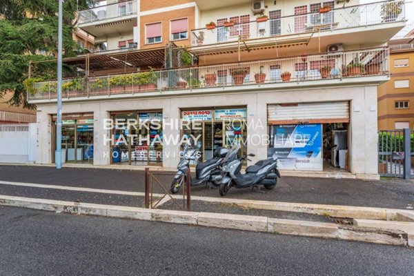 negozio in vendita a Roma in zona Trieste
