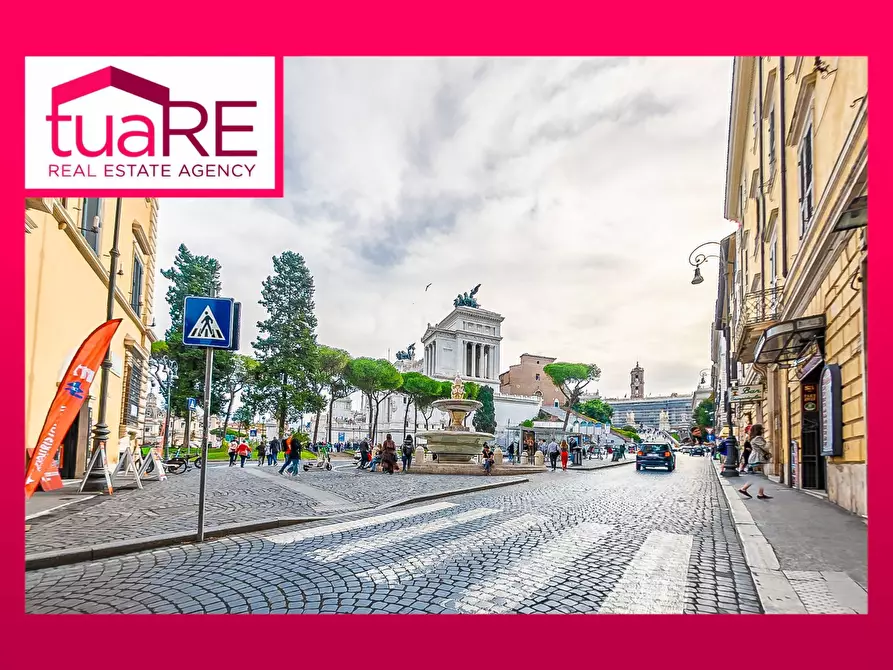 locale di sgombero in vendita a Roma in zona Pigna - Sant'Angelo