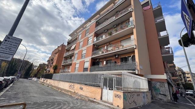 appartamento in vendita a Roma in zona Monte Sacro/Talenti