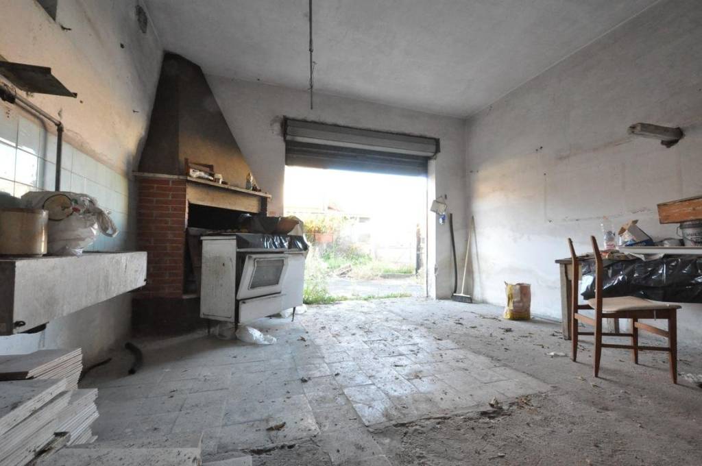 appartamento in vendita a Roma in zona Finocchio