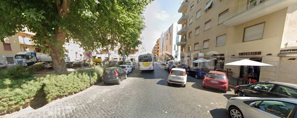 negozio in vendita a Roma in zona Nomentano