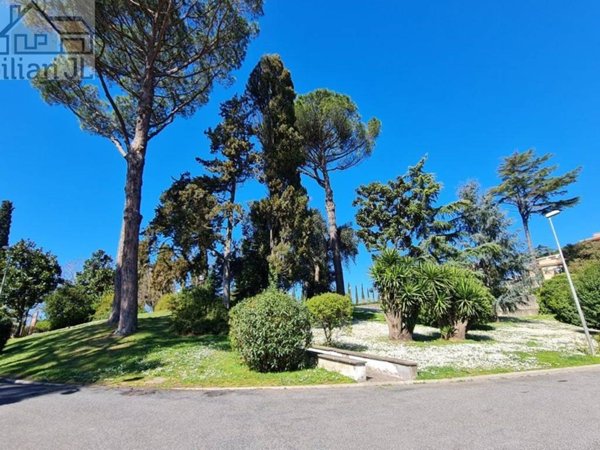 appartamento in vendita a Roma in zona Tor di Quinto