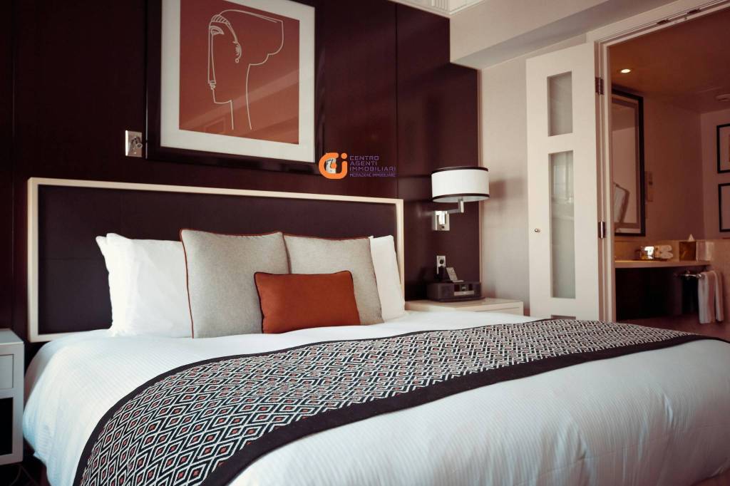 negozio in vendita a Roma in zona Castro Pretorio