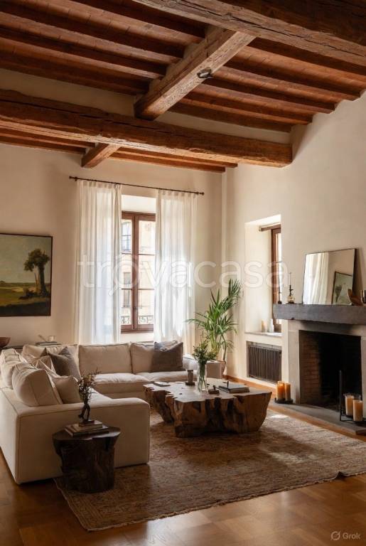 appartamento in vendita a Roma in zona Rione Monti/Campitelli