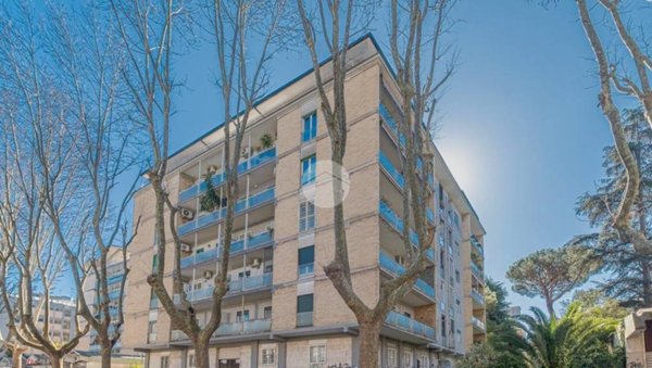 appartamento in vendita a Roma in zona EUR