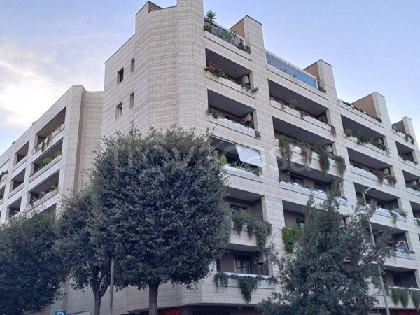 appartamento in vendita a Roma in zona Ostia