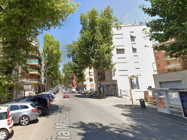 appartamento in vendita a Roma in zona Appio Latino