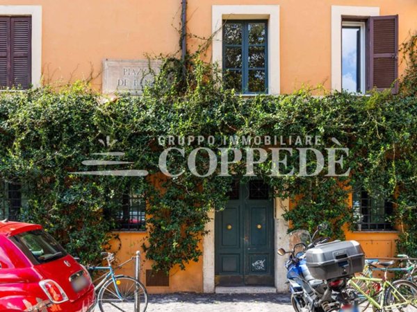 appartamento in vendita a Roma in zona Trastevere