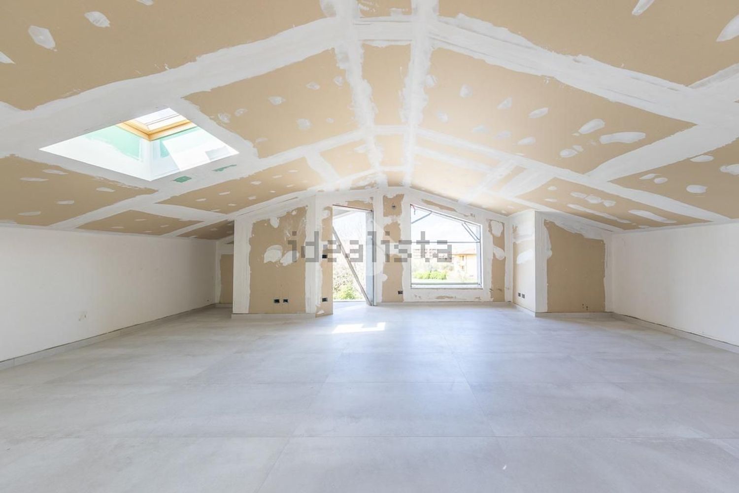 appartamento in vendita a Roma in zona Casal Morena