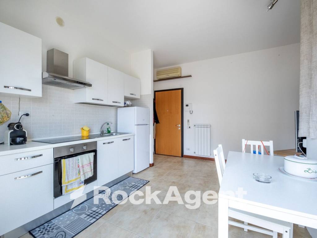 appartamento in vendita a Roma in zona Massimina/Casal Lumbroso