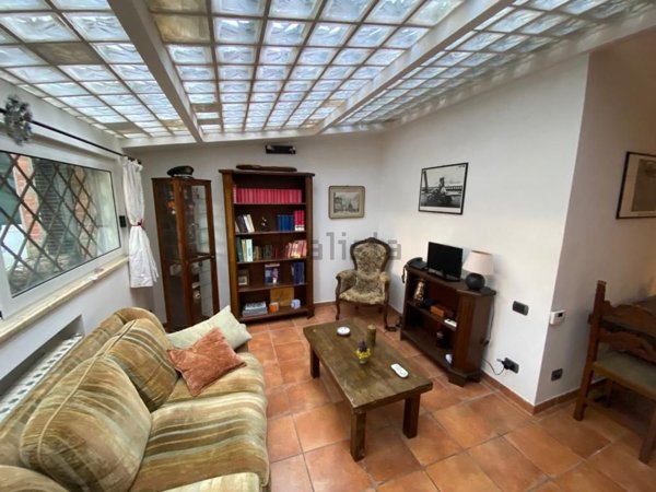 appartamento in vendita a Roma in zona Giuliano Dalmata