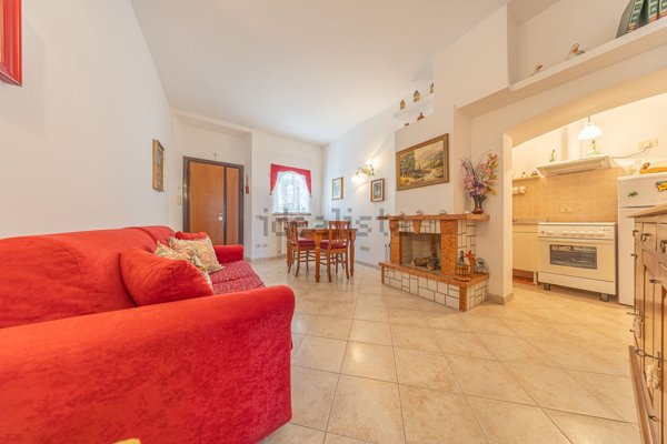 appartamento in vendita a Roma in zona Cesano