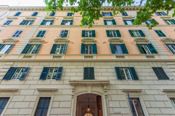 ufficio in vendita a Roma in zona Rione Prati