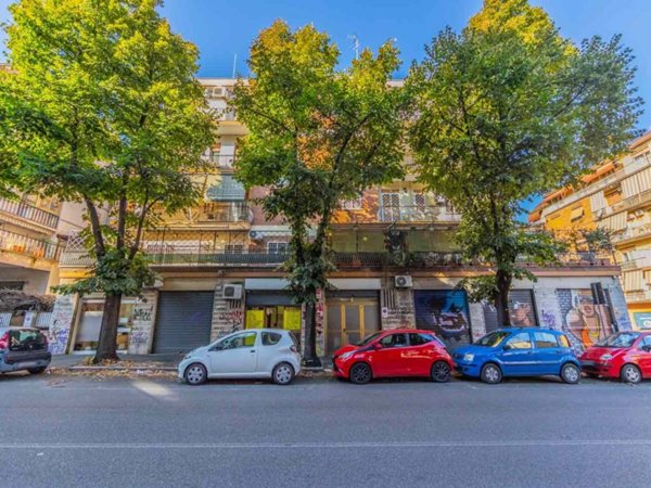 negozio in vendita a Roma in zona Prenestino-Centocelle