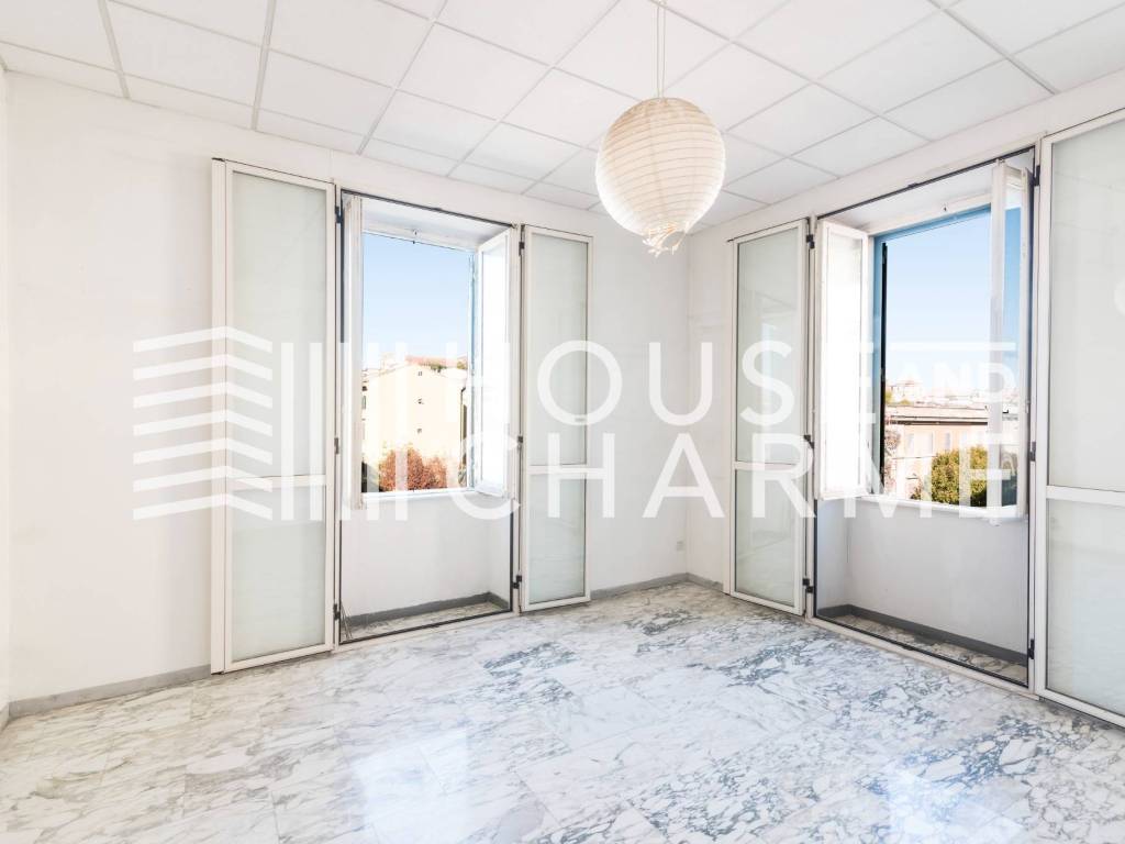 appartamento in vendita a Roma in zona Castro Pretorio