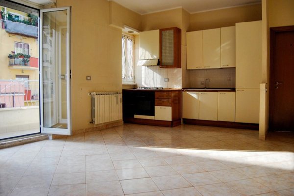 appartamento in vendita a Roma in zona Prenestino-Labicano