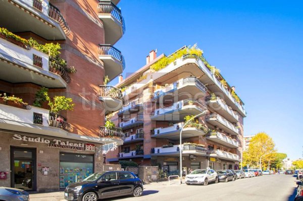 appartamento in vendita a Roma in zona Monte Sacro/Talenti