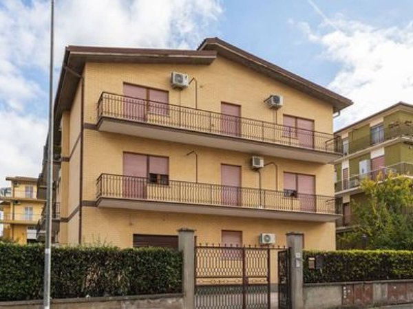 appartamento in vendita a Roma in zona Valle Muricana